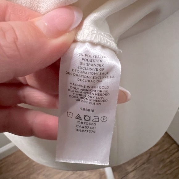 #1 ANN TAYLOR • IVORY/CREAM BLOUSE • BOW DETAIL ON SLEEVES - Picture 2 of 8